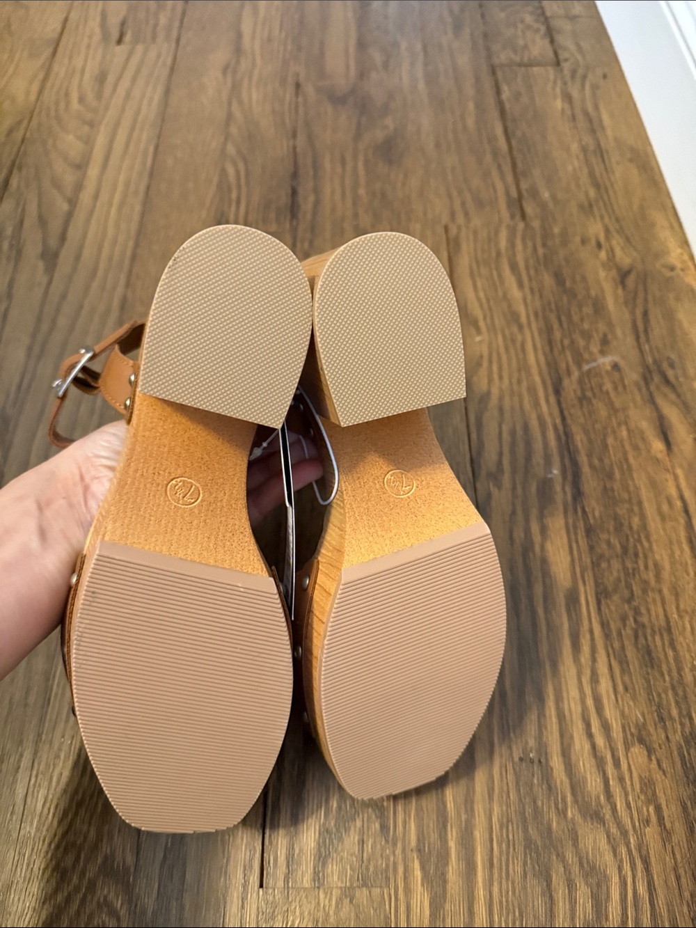 🆕 Universal Thread Platform Sandals - Picture 5 of 5